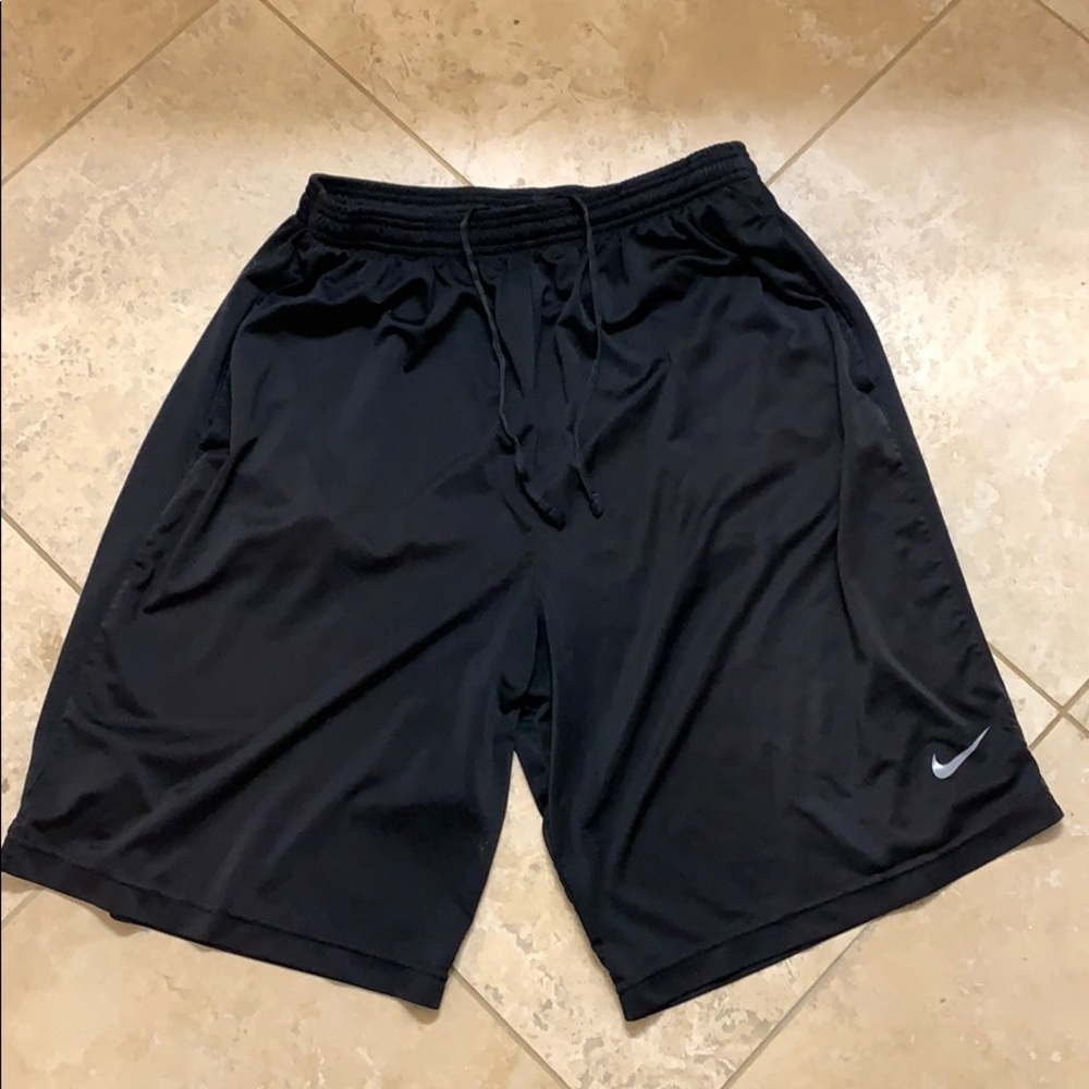 Nike Dri-Fit Shorts Black Men’s Large